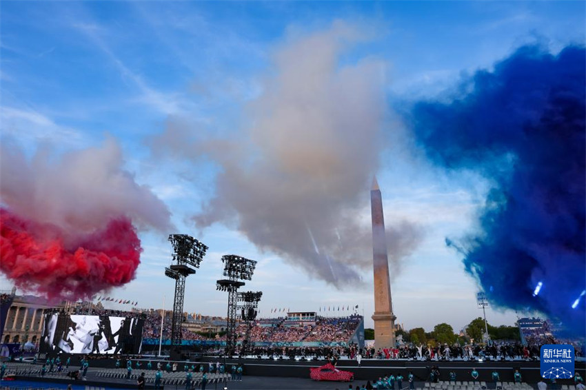 Cerimônia de abertura dos 17º Jogos Paralímpicos de Verão realizada em Paris