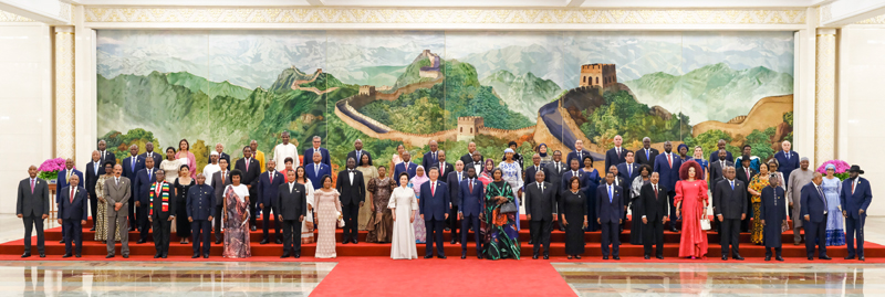 FOCAC: Xi Jinping recebe líderes africanos e elogia laços modelo China-África antes da grande cimeira