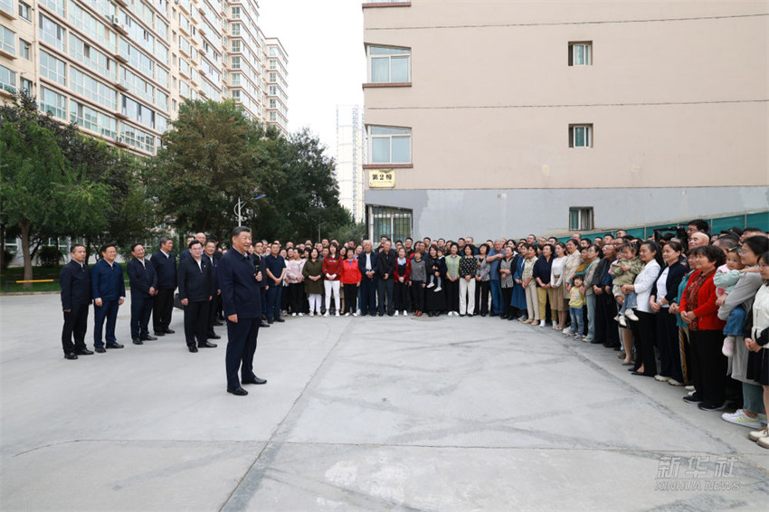 Xi Jinping inspeciona Lanzhou na Província de Gansu, no noroeste da China