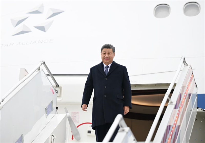 Xi Jinping chega a Kazan para Cúpula do BRICS