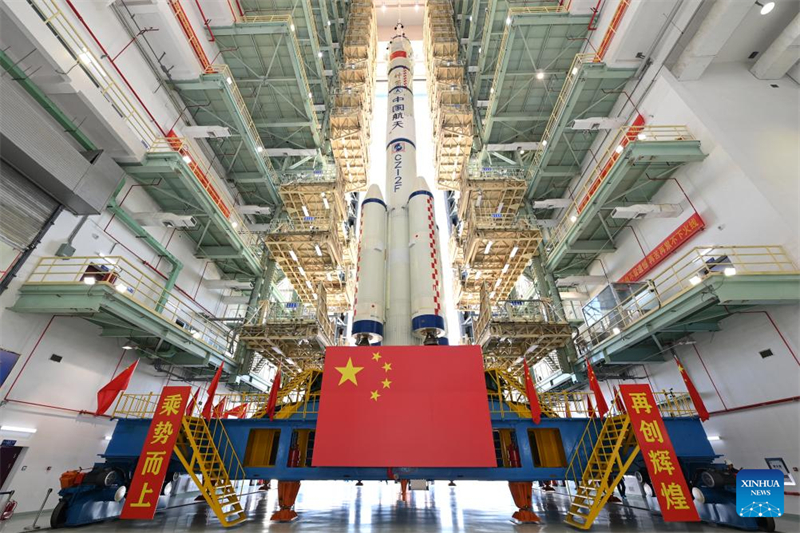 China se prepara para lançar nave espacial tripulada Shenzhou-19