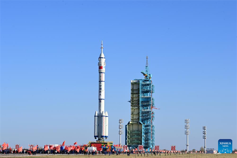 China se prepara para lançar nave espacial tripulada Shenzhou-19