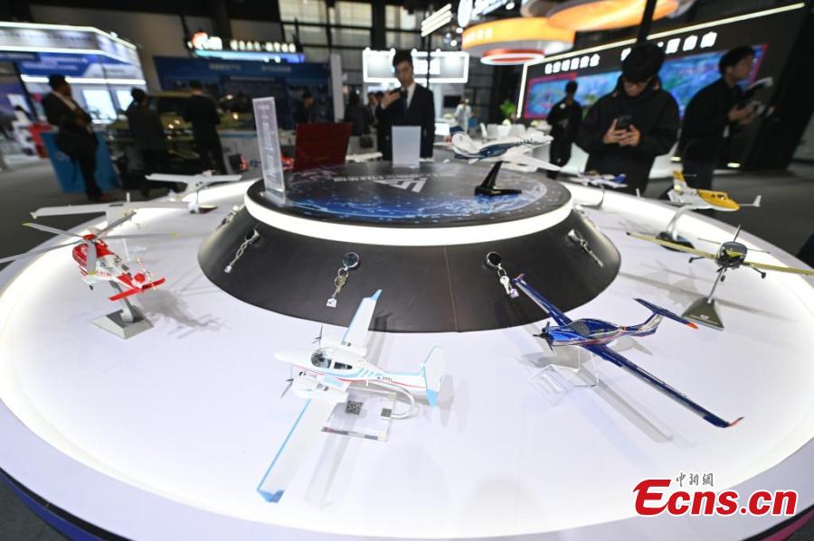 Tecnologias de ponta, produtos apresentados no WIC Wuzhen Summit de 2024