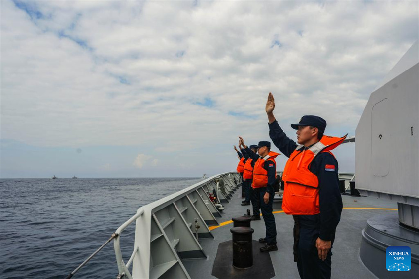 Marinhas chinesa e vietnamita concluem patrulha conjunta no Golfo de Beibu