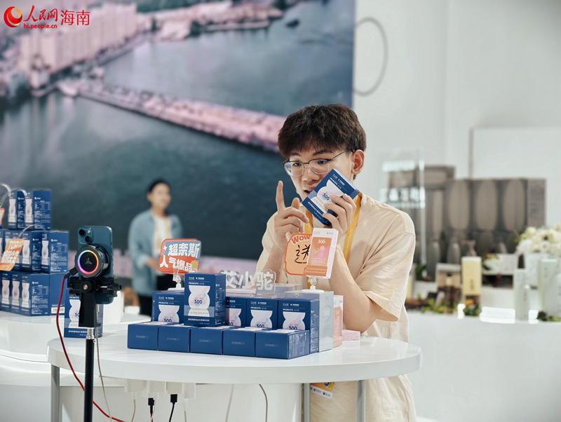 Hainan: Exposição Internacional de Produtos de Consumo da China funde tradição com modernidade