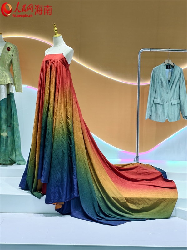Hainan: Exposição Internacional de Produtos de Consumo da China funde tradição com modernidade