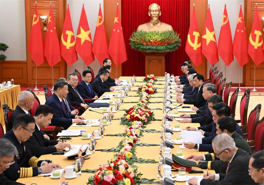 Xi Jinping pede aprofundamento da construção da comunidade China-Vietnã com futuro compartilhado