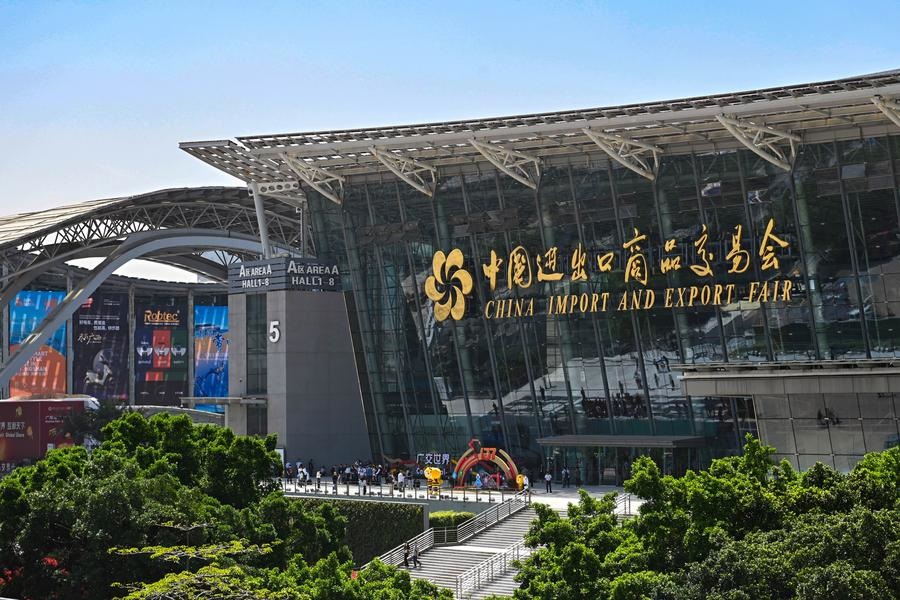 137ª edição da Feira de Cantão é inaugurada em Guangzhou, no sul da China