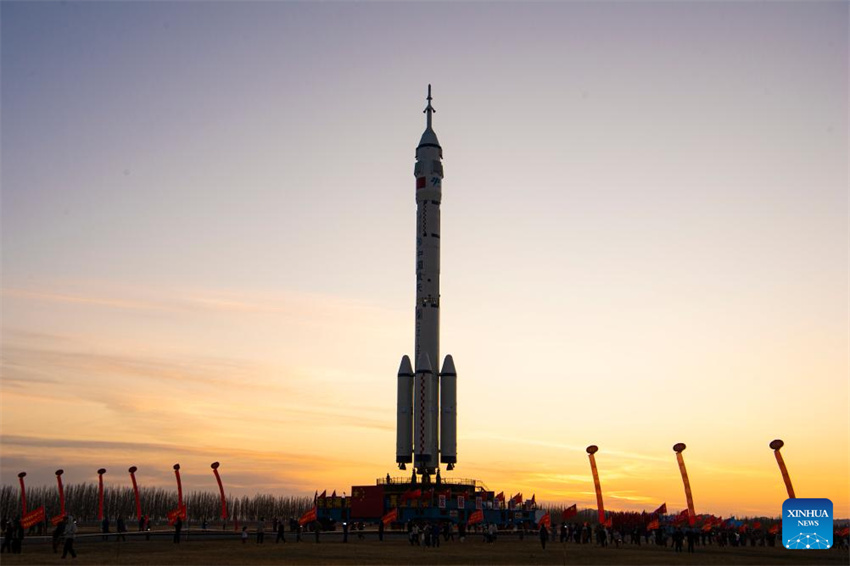 China se prepara para lançar a nave espacial tripulada Shenzhou-20