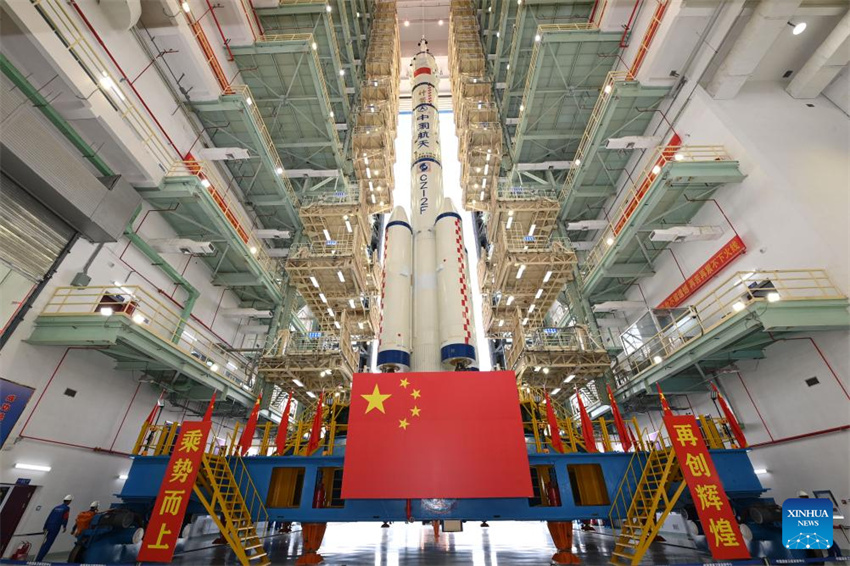 China se prepara para lançar a nave espacial tripulada Shenzhou-20