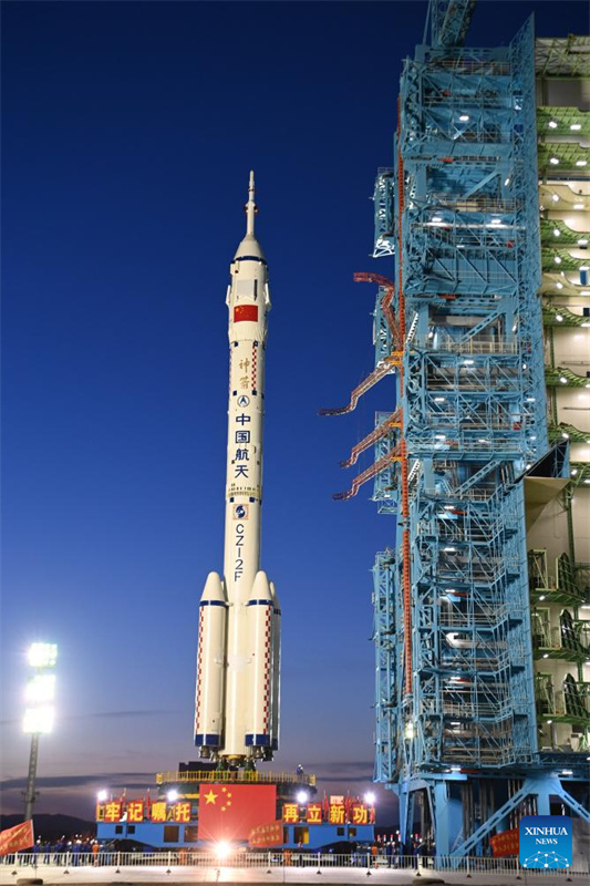 China se prepara para lançar a nave espacial tripulada Shenzhou-20