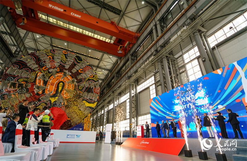 Maior tuneladora de escudo de diâmetro exportada pela China concluída em Zhengzhou