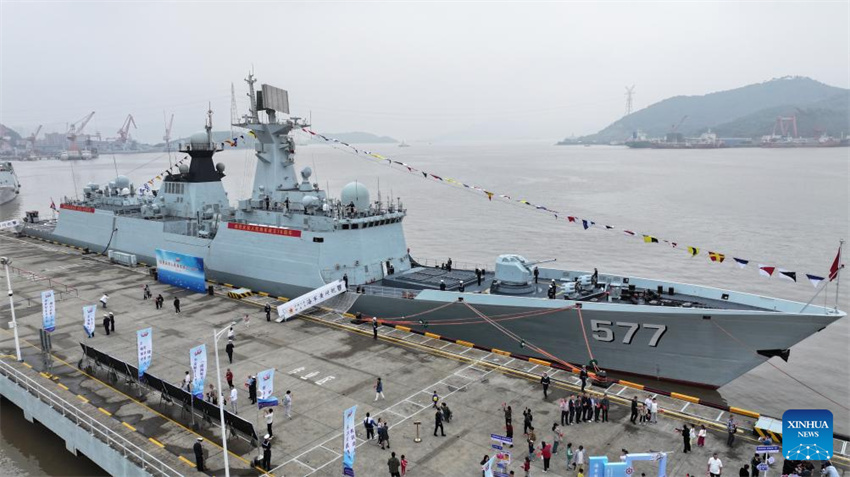 Marinha do Exército de Libertação Popular da China comemora seu 76º aniversário