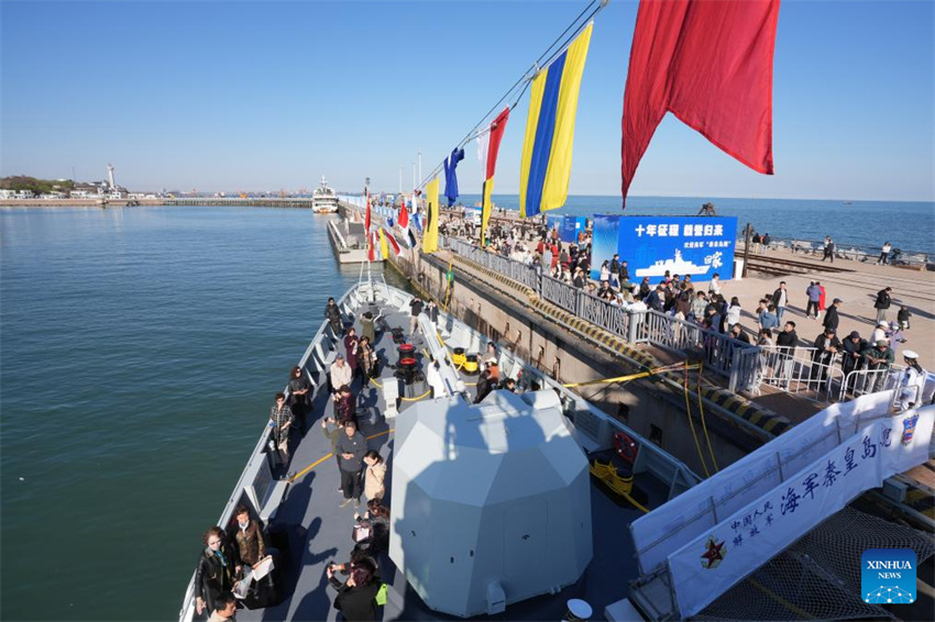 Marinha do Exército de Libertação Popular da China comemora seu 76º aniversário