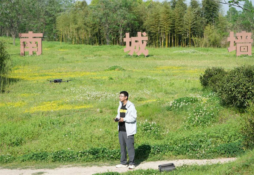 Tecnologias impulsionam esforços arqueológicos no sítio arqueológico de Liangzhu