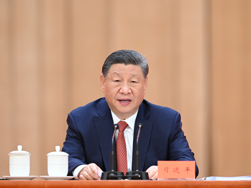 Xi Jinping destaca união de forças dos trabalhadores para revitalização da nação chinesa