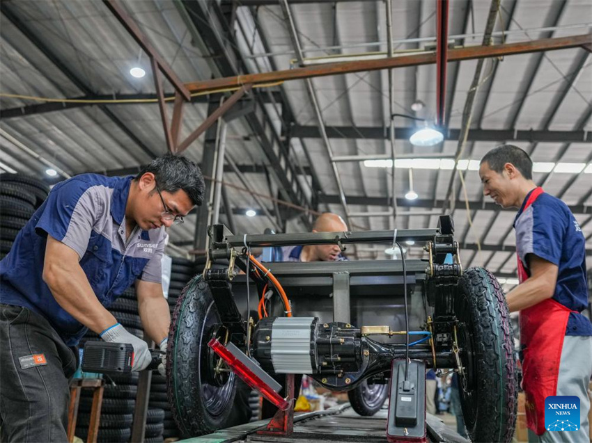 PME de tecnologia em Sichuan vê crescimento na exportação de triciclos elétricos
