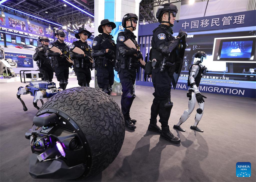 12ª Exposição Internacional de Equipamentos Policiais da China é realizada em Beijing