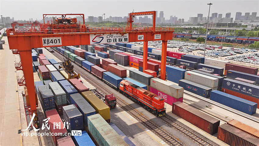 Henan: trens de carga China-Europa mantêm movimentação intensa