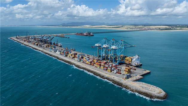 Porto brasileiro inaugura rota do Pacífico para facilitar comércio entre China e Brasil