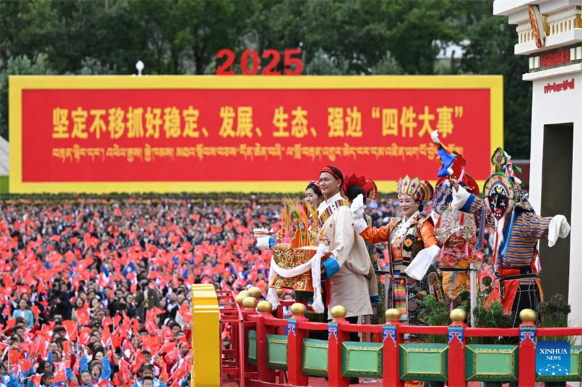 Galeria: celebrações do 60º aniversário da fundação da Região Autônoma de Xizang