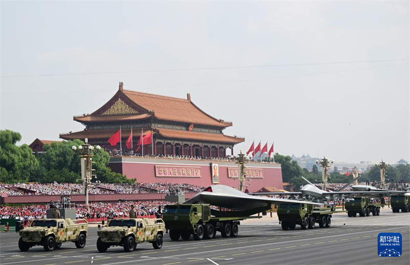 China revela drones avançados no desfile