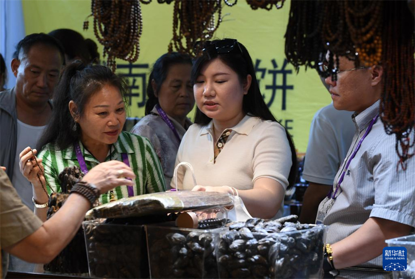 22ª Expo China-ASEAN é inaugurada em Nanning, sul da China