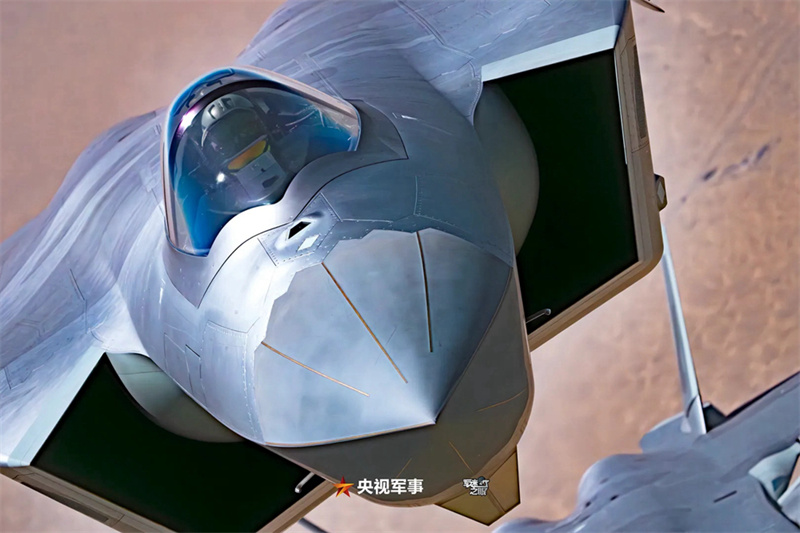 Força Aérea Chinesa lança superprodução visual