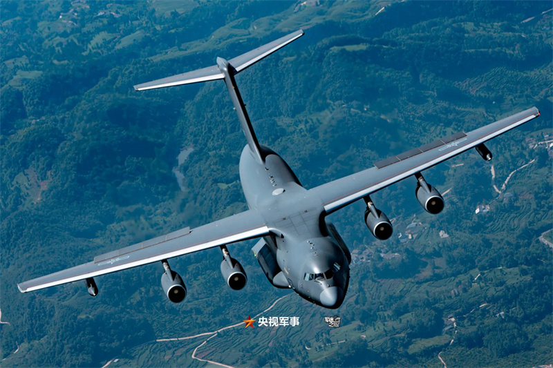 Força Aérea Chinesa lança superprodução visual