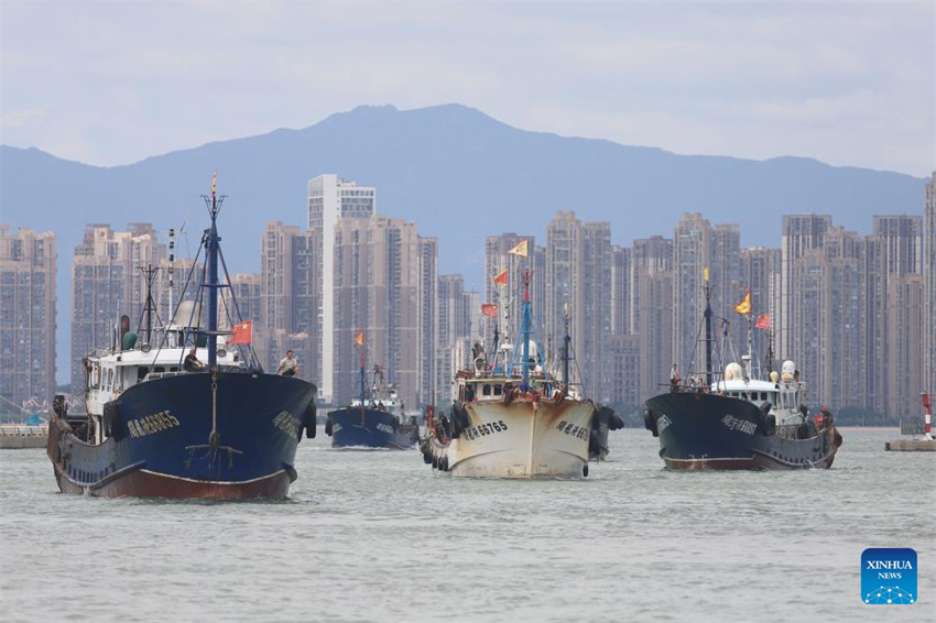 Sul da China se prepara para supertufão Ragasa