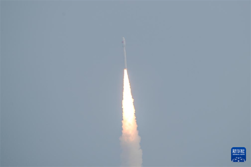 China lança com sucesso grupo 06 de satélites da constelação Geely