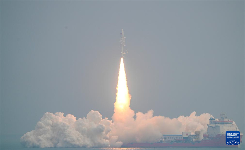 China lança com sucesso grupo 06 de satélites da constelação Geely