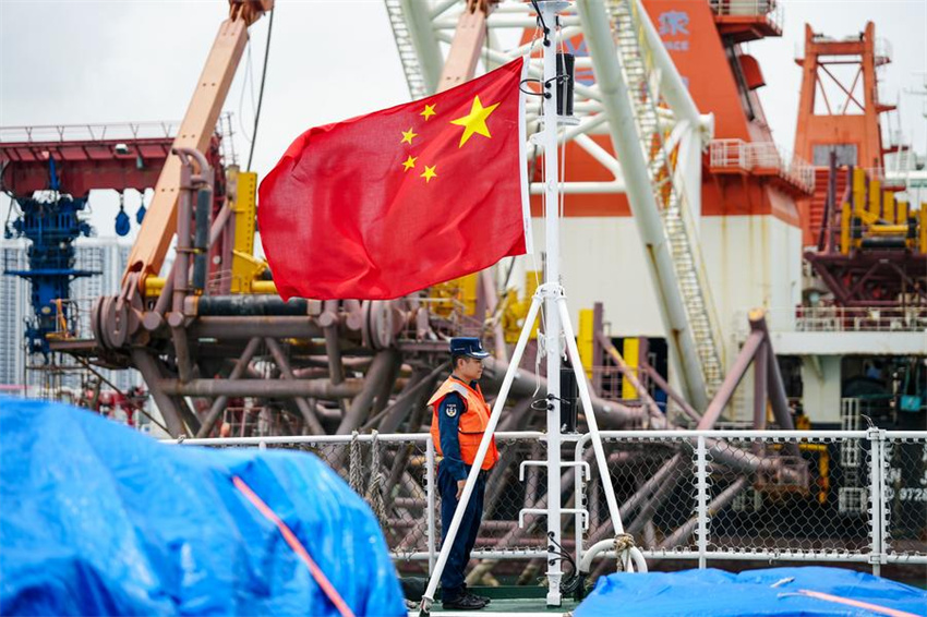 Guarda Costeira Chinesa realiza patrulhas policiais no Mar da China Meridional