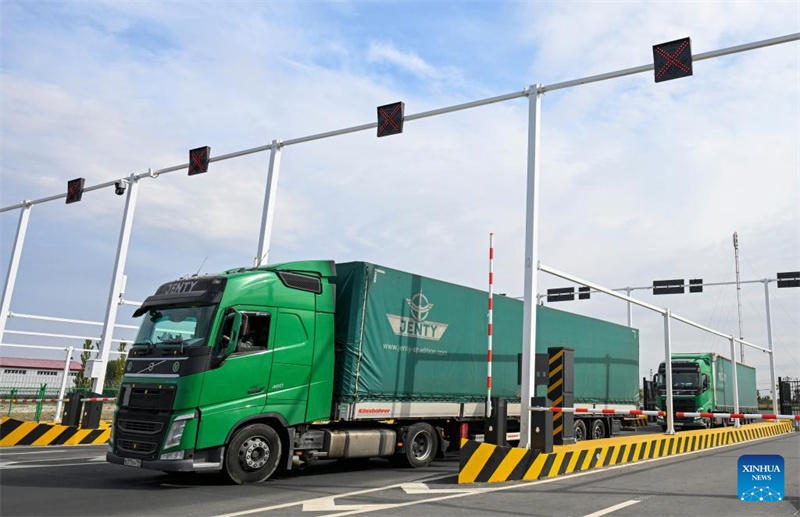 Xinjiang avança como porta de entrada para a abertura da China
