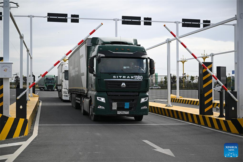 Xinjiang avança como porta de entrada para a abertura da China