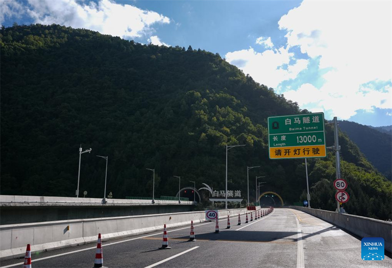 China: via expressa liga Vale de Jiuzhai a patrimônio da UNESCO