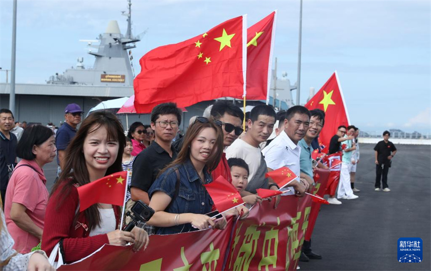 Navios da Marinha do Exército de Libertação Popular da China chegam à Tailândia para visita de cortesia