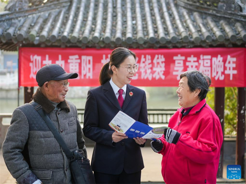 Festival de Chongyang é comemorado em toda a China