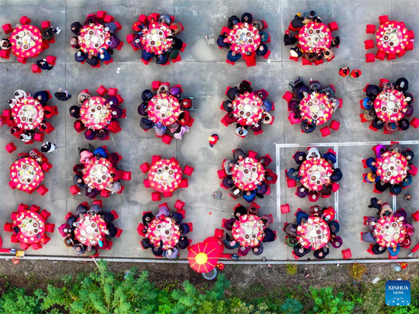 Festival de Chongyang é comemorado em toda a China