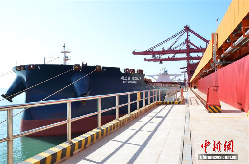 Shandong: primeiro terminal inteligente da China para granéis sólidos de 400 mil toneladas inicia operação