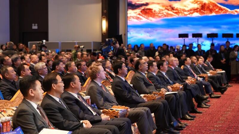 Fórum global explora modernização de Xizang