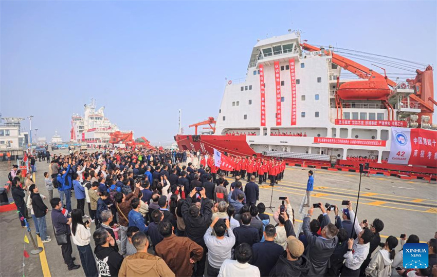 China inicia 42ª expedição à Antártida