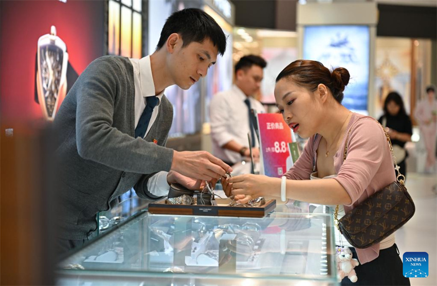 Hainan amplia lista de produtos isentos de impostos em lojas duty-free com duas novas categorias