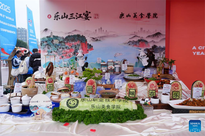 8ª Conferência Mundial de Culinária de Sichuan realizada em Leshan, sudoeste da China