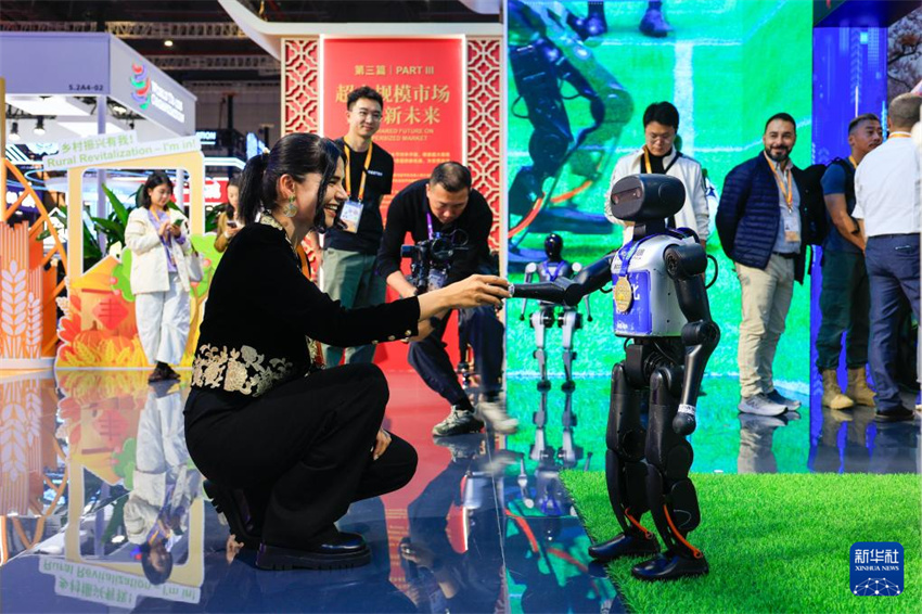 Galeria: Pavilhão da China na Exposição Internacional de Importação da China