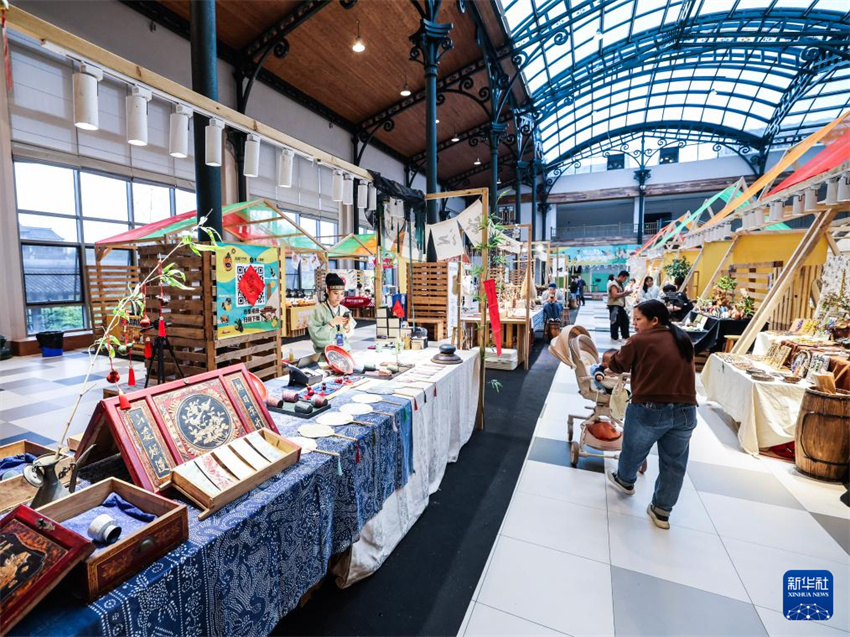 Zhejiang: cidade antiga de Tongxiang lança Carnaval da Vida Digital