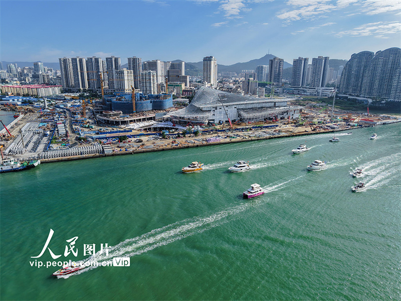 Hainan: construção de projetos-chave do Porto de Livre Comércio avança rapidamente