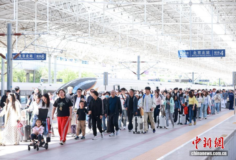 China registra número recorde de viagens ferroviárias de passageiros entre janeiro e outubro