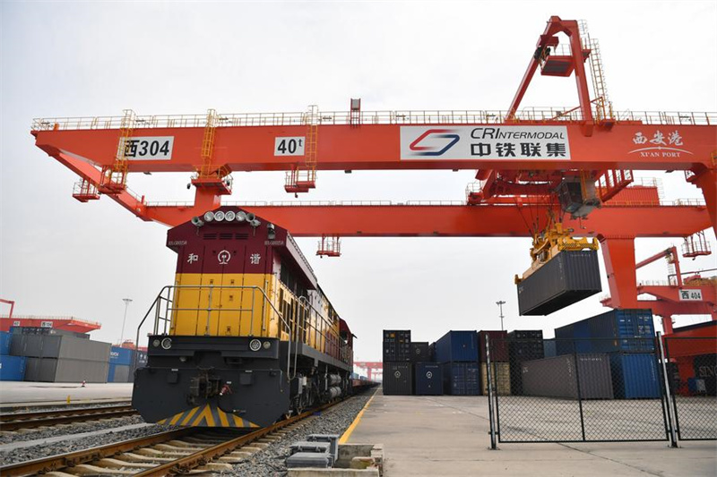 Xi'an emerge como um moderno centro internacional de comércio e logística