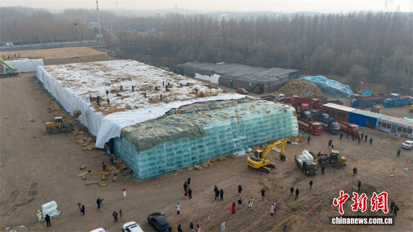 27º Harbin Ice and Snow World arranca com a utilização de 200 mil metros cúbicos de gelo armazenado